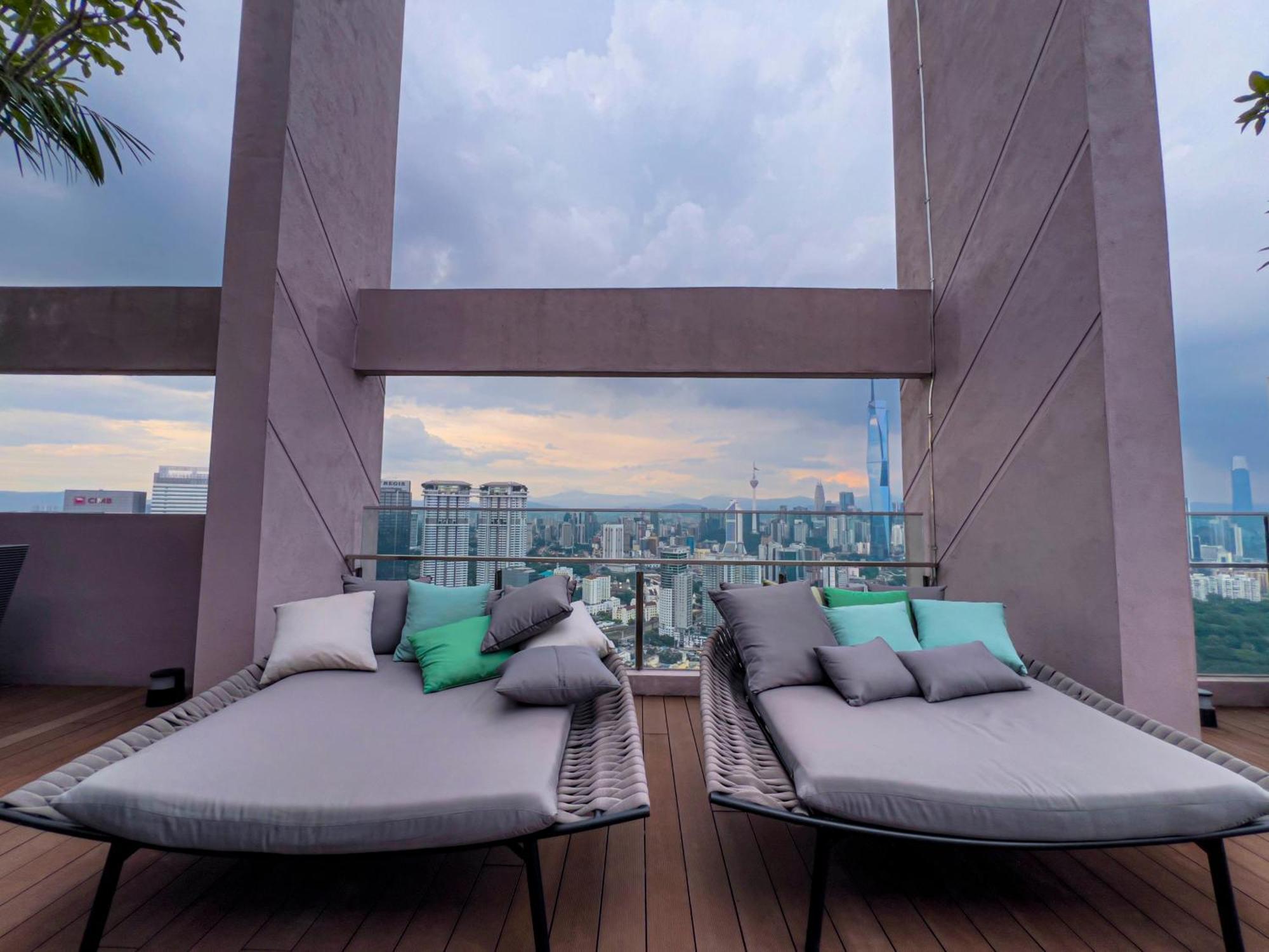 Sky Pool Suites Kl Sentral - Riveria City Kuala Lumpur Luaran gambar