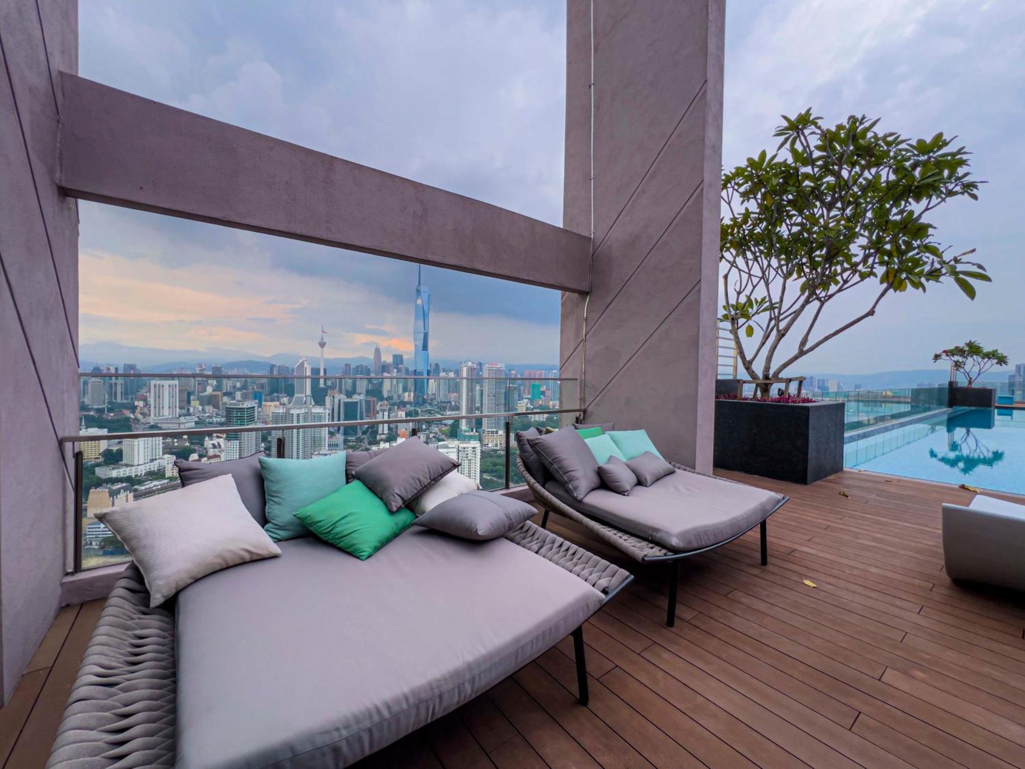 Sky Pool Suites Kl Sentral - Riveria City Kuala Lumpur Luaran gambar
